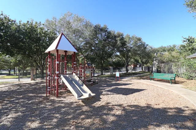 $270,000 | 19135 Center Park Drive, Spring, TX 77373