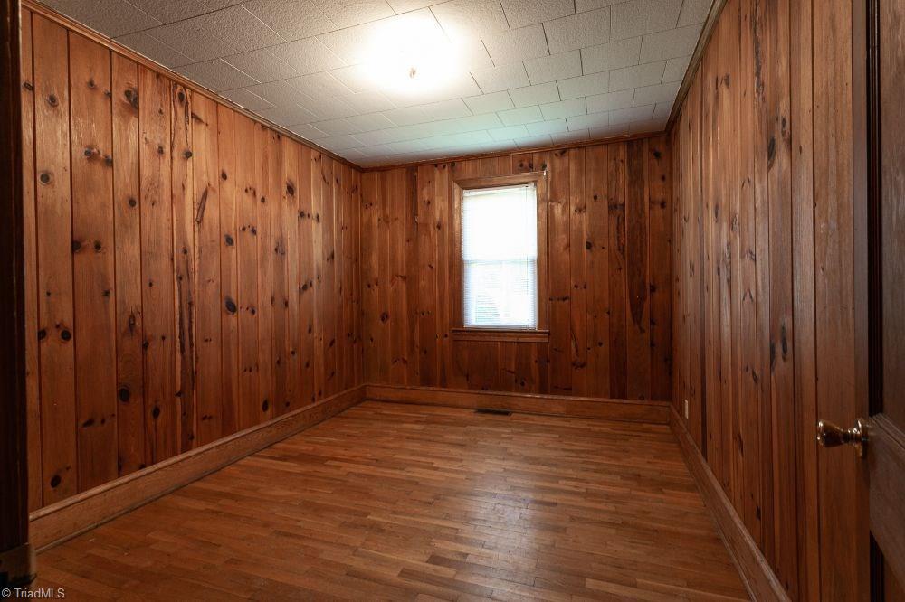 123 Hudson Street Elkin, NC 28621 - Photo 20 of 25 Bedroom No. 1