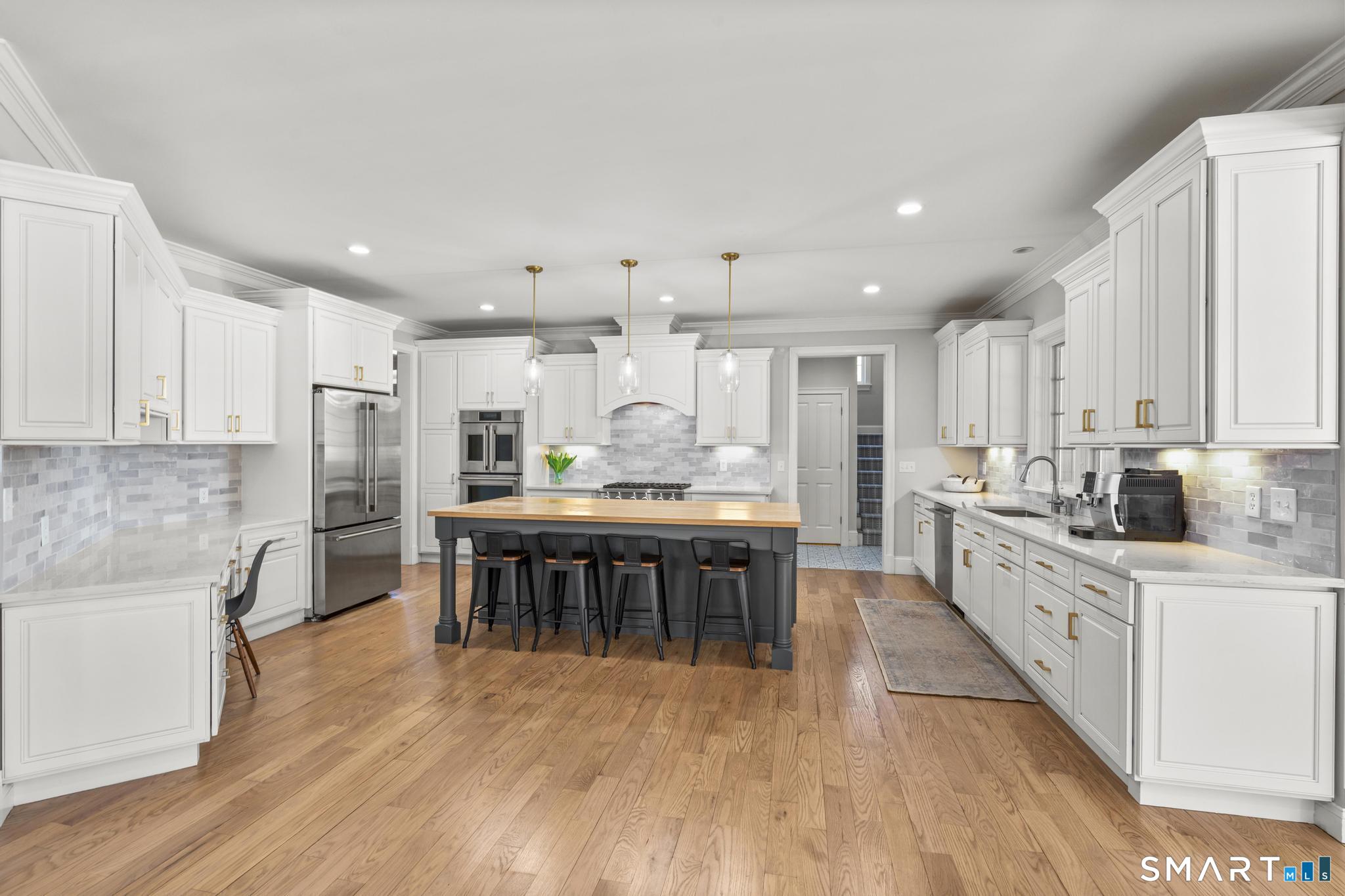 32 Blanket Meadow Road Monroe, CT 06468 - Photo 5 of 40 Stunning Updated Kitchen