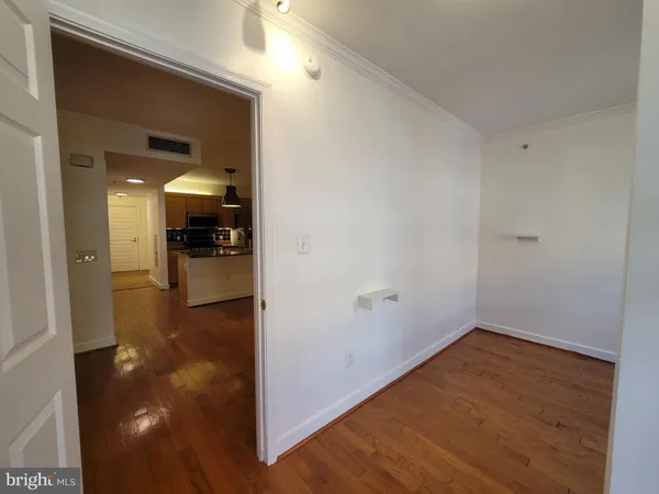 $2,200 | 616 E Street Northwest, Unit 1007, Washington, DC 20004