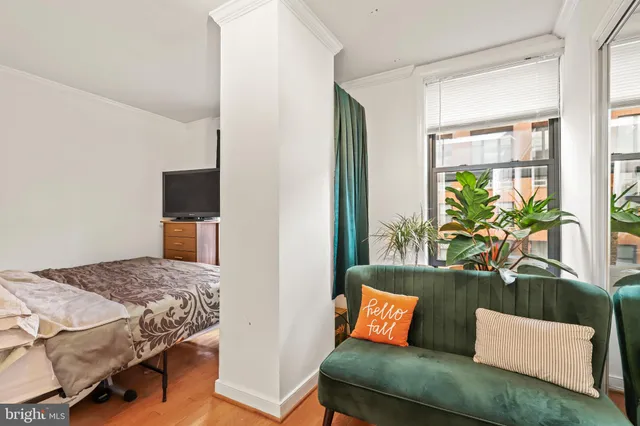 $2,200 | 616 E Street Northwest, Unit 1007, Washington, DC 20004