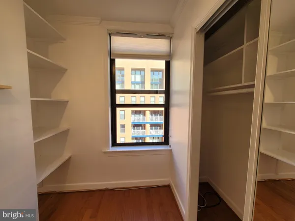 $2,200 | 616 E Street Northwest, Unit 1007, Washington, DC 20004