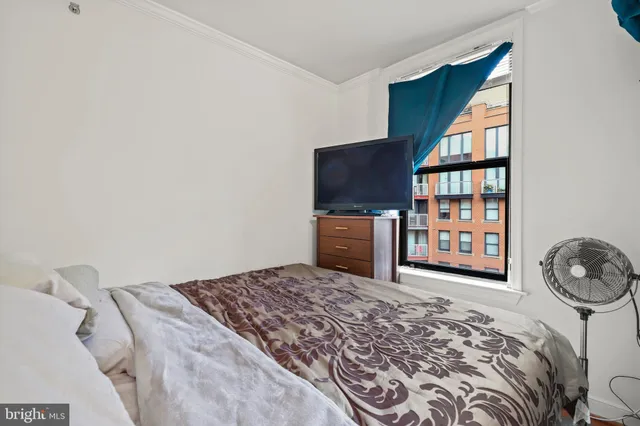 $2,200 | 616 E Street Northwest, Unit 1007, Washington, DC 20004