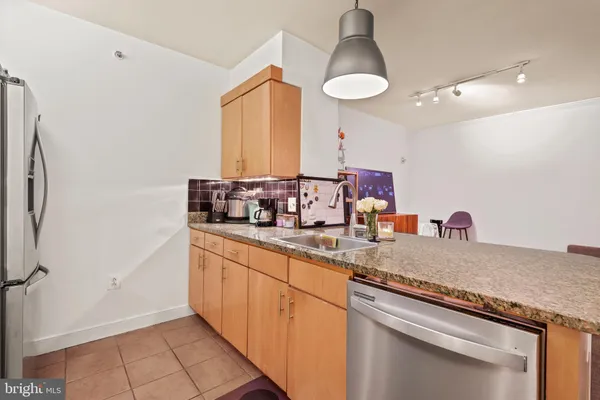 $2,200 | 616 E Street Northwest, Unit 1007, Washington, DC 20004