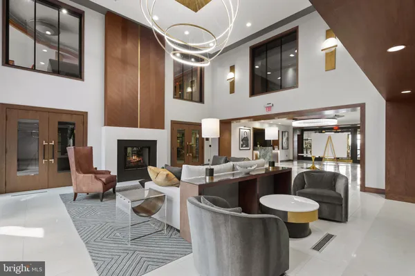 $2,200 | 616 E Street Northwest, Unit 1007, Washington, DC 20004