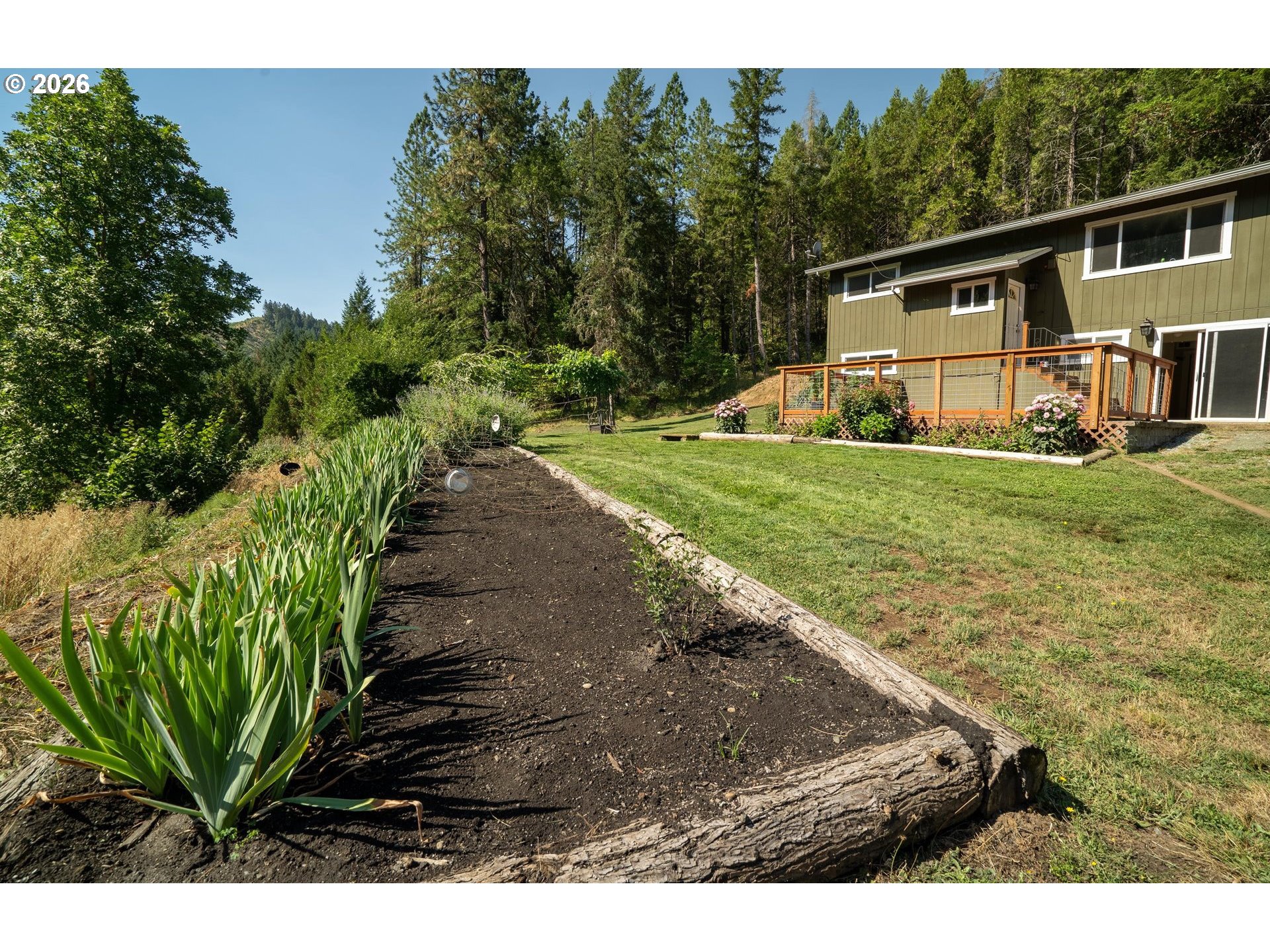 3902 South Myrtle Road Myrtle Creek, OR 97457 - Photo 4 of 44