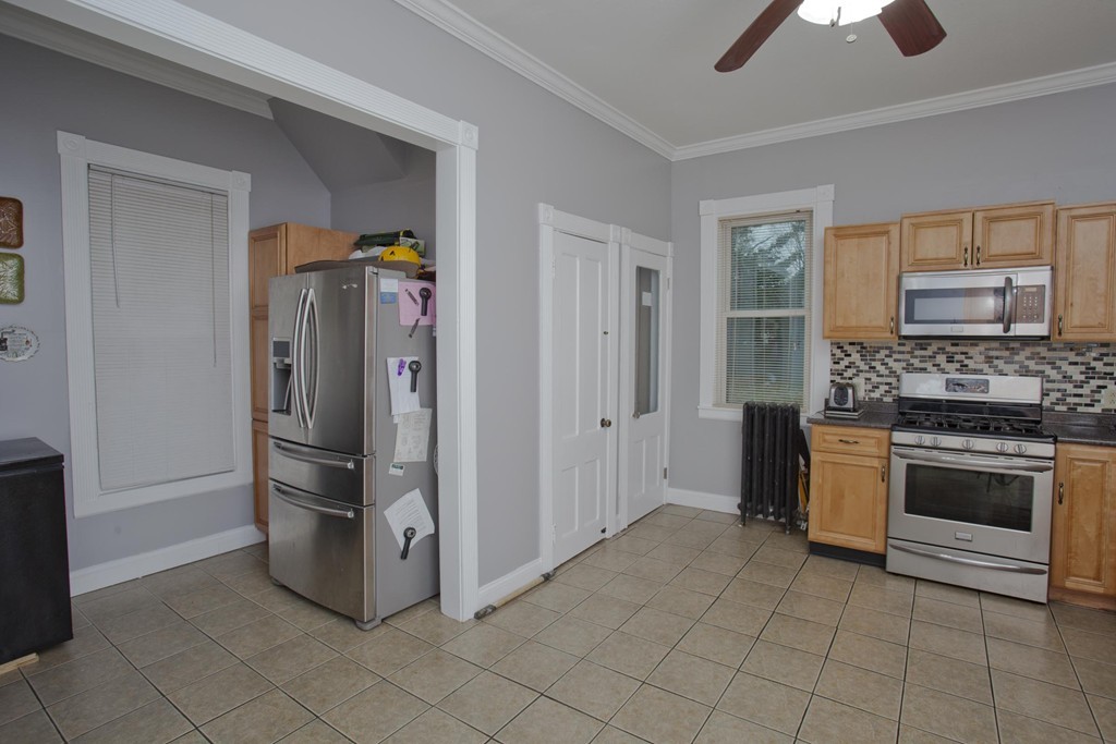 19 Madison Avenue Springfield, MA 01105 - Photo 9 of 18 Gallery Image 9