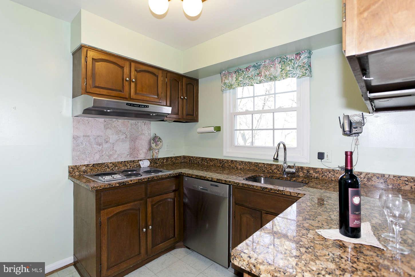 3013 Birchtree Lane Silver Spring, MD 20906 - Photo 13 of 25 Kitchen