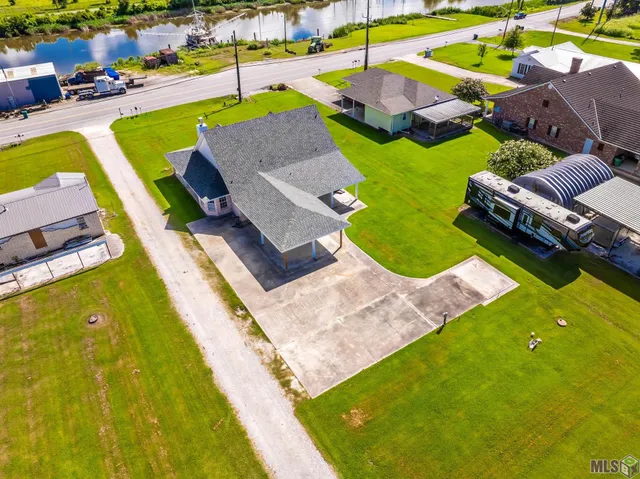 $340,000 | 10340 Highway 1, Lockport, LA 70374