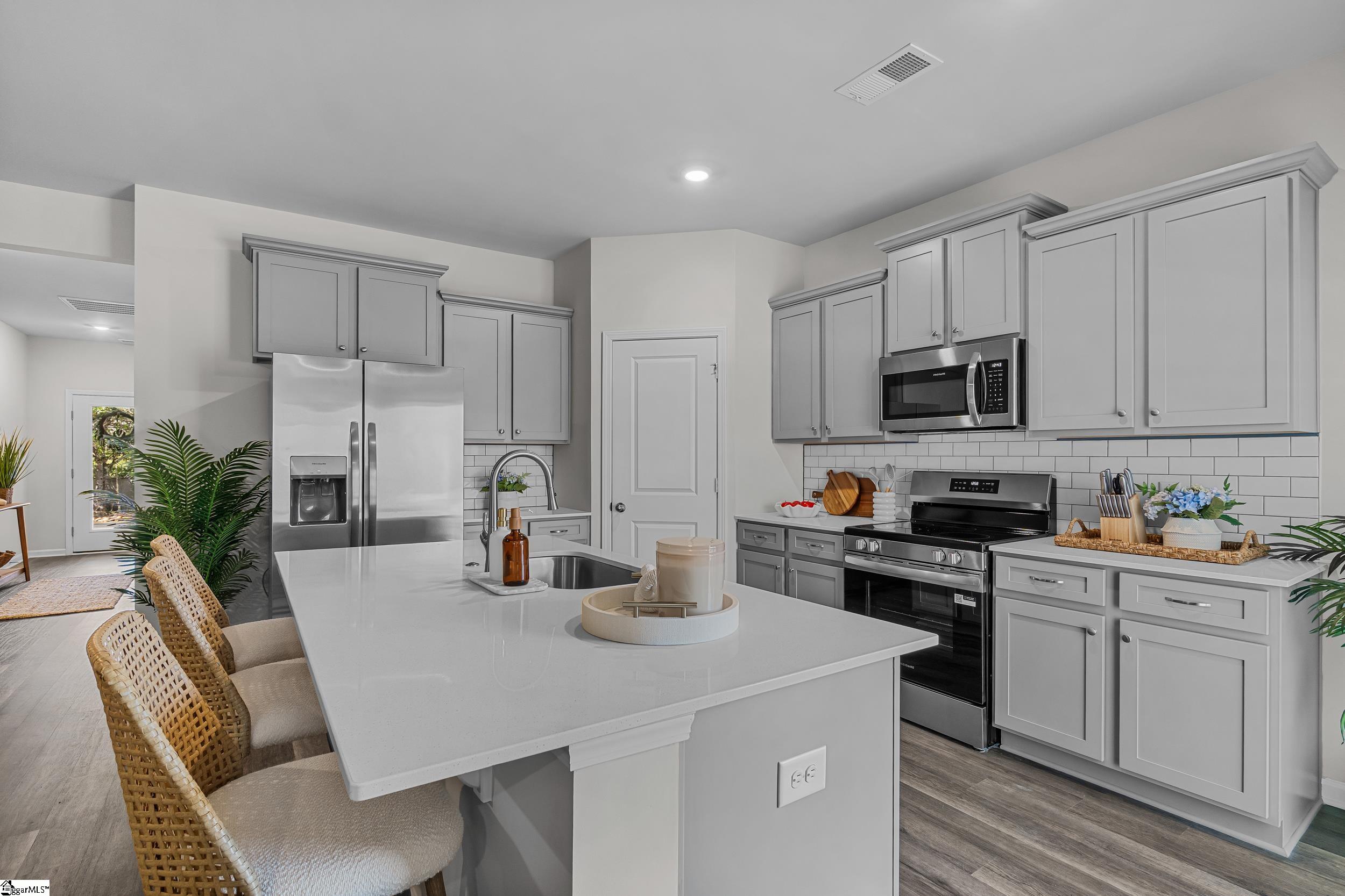 1558 Shirley Drive Anderson, SC 29621 - Photo 5 of 30