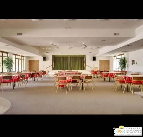 a sign that is on a bath tub