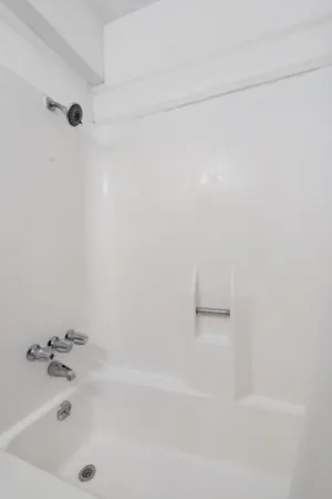 $750 | 4105 Speedway, Unit 105, Austin, TX 78751