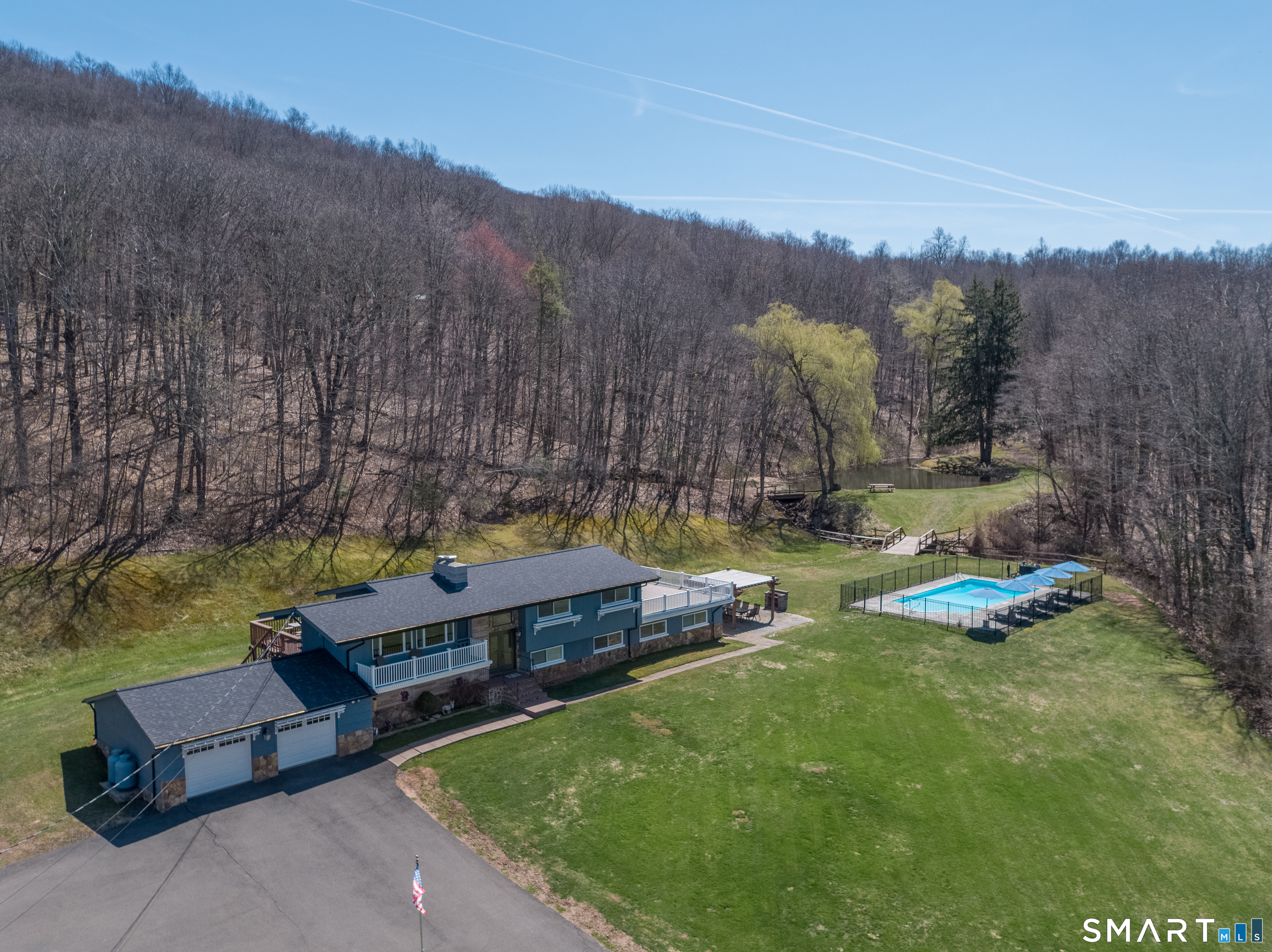 408 R Stage Coach Road Durham, CT 06422 - Photo 2 of 40 a view of a swimming pool with a yard and mountain view