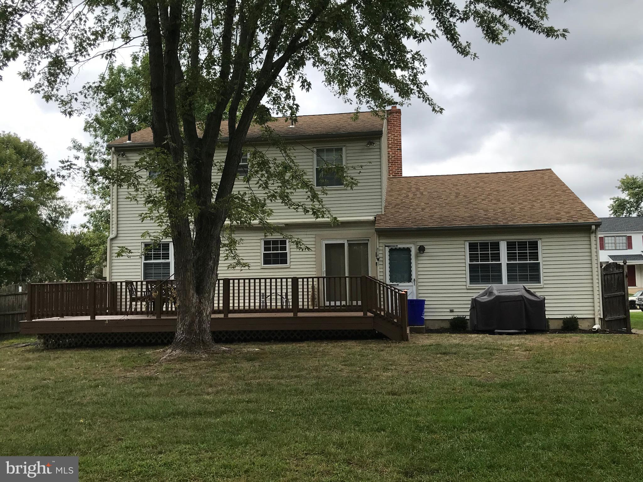 27 Verona Road Marlton, NJ 08053 - Photo 2 of 16