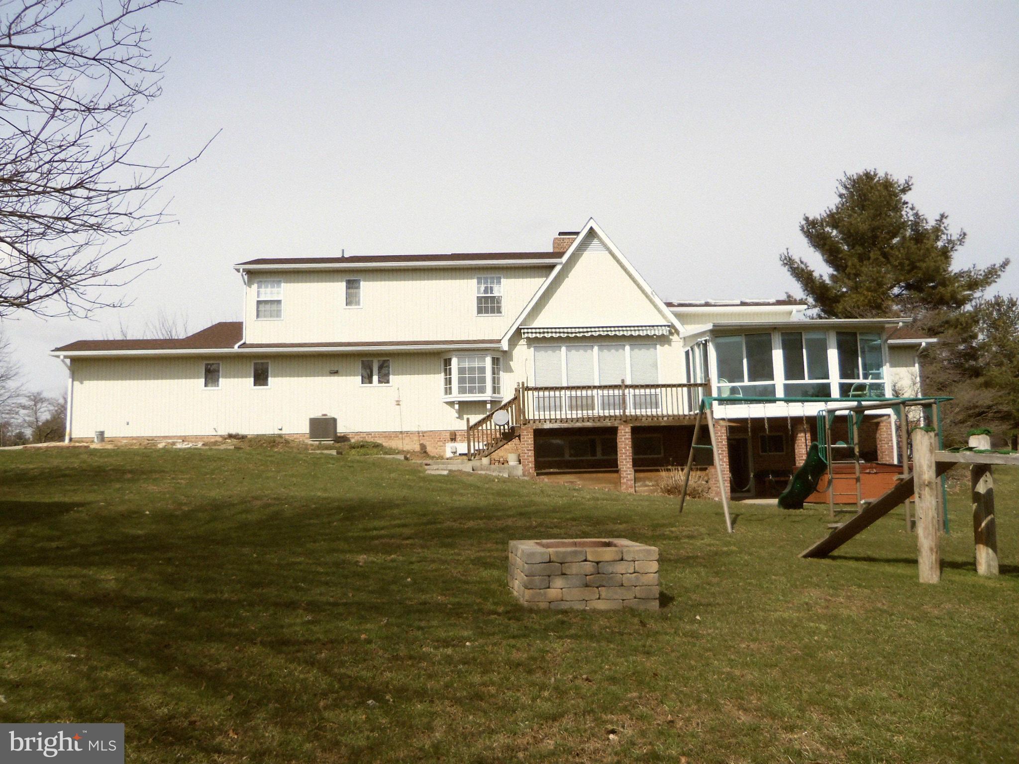 189 Bell Road Westminster, MD 21158 - Photo 28 of 30 Exterior (Rear)