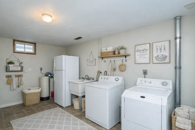 $750,000 | 56381 400th Avenue, Zumbro Falls, MN 55991