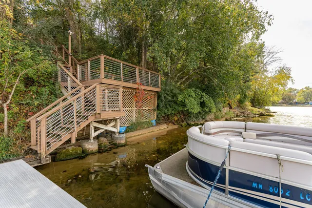 $750,000 | 56381 400th Avenue, Zumbro Falls, MN 55991