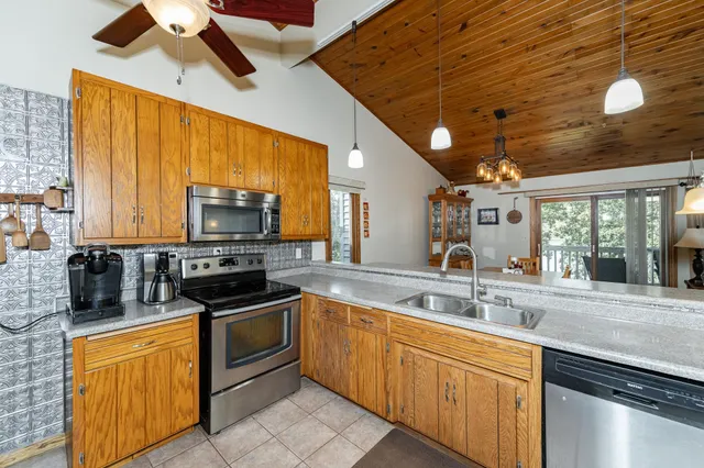 $750,000 | 56381 400th Avenue, Zumbro Falls, MN 55991