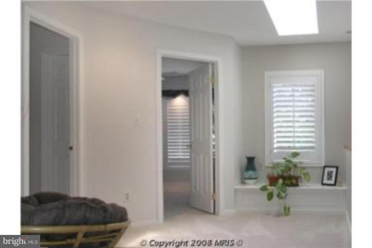 11572 Hemingway Drive Reston, VA 20194 - Photo 14 of 20 Loft