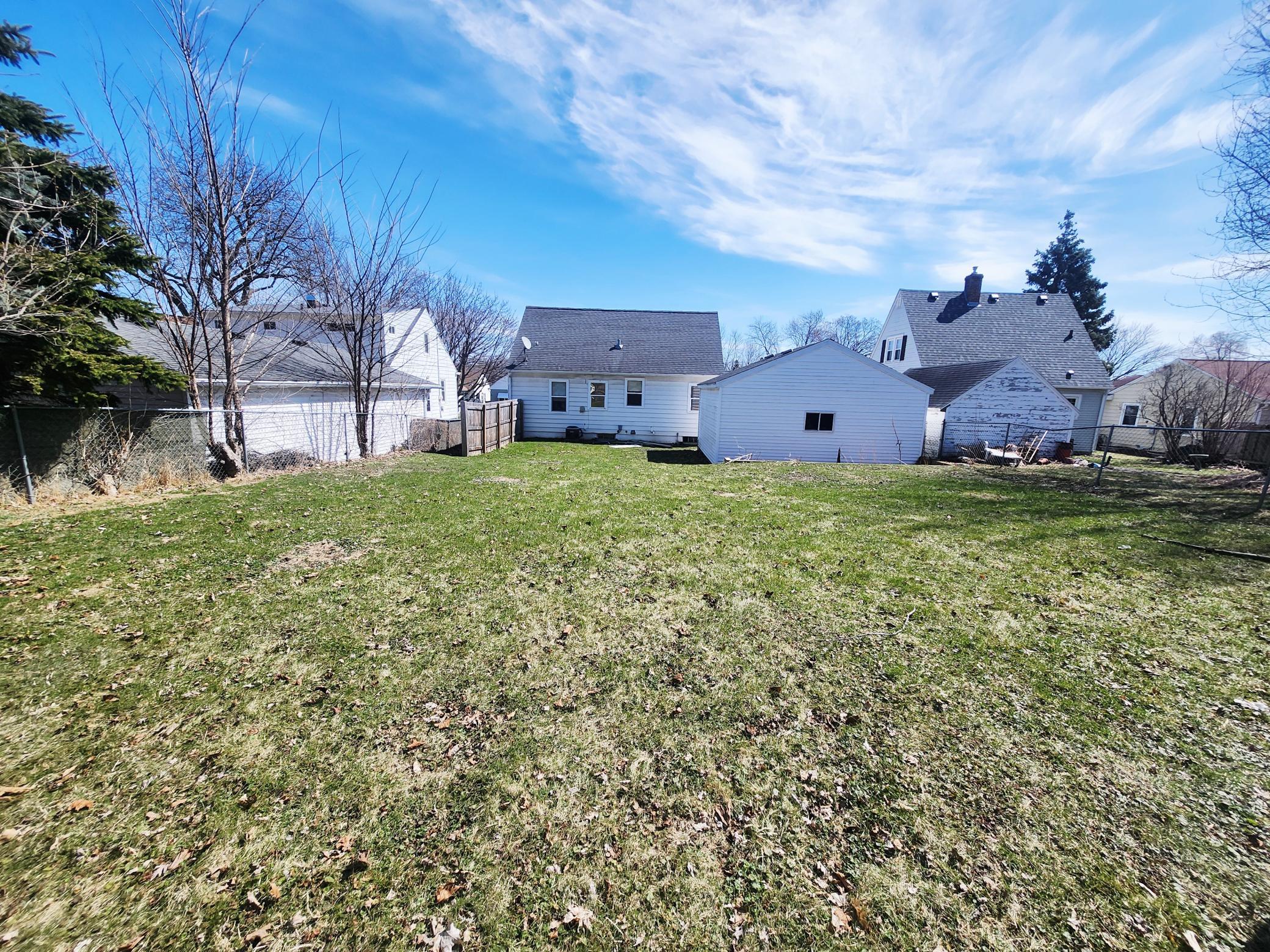 1015 8th Avenue Northwest Rochester, MN 55901 - Photo 17 of 28