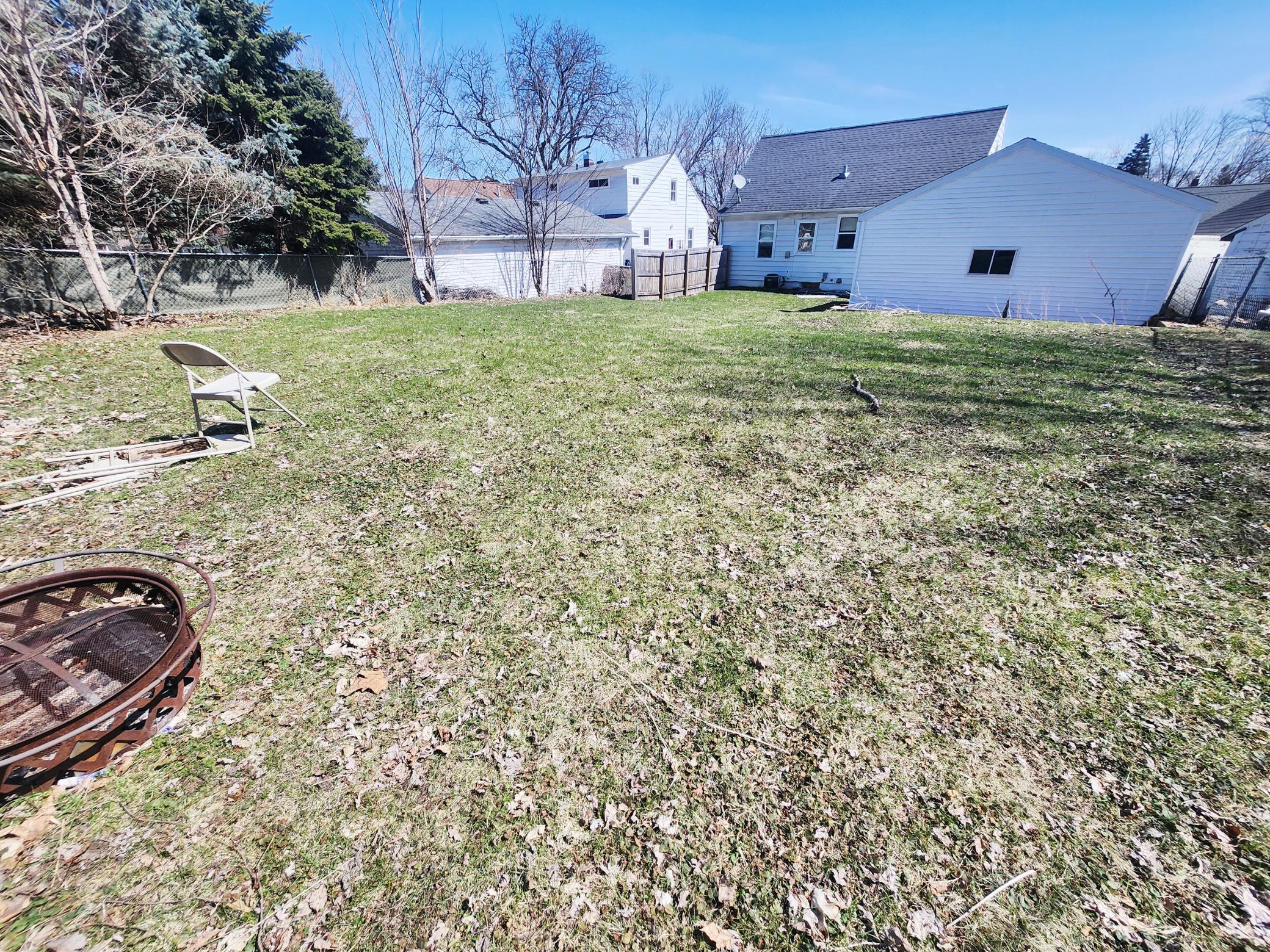 1015 8th Avenue Northwest Rochester, MN 55901 - Photo 18 of 28