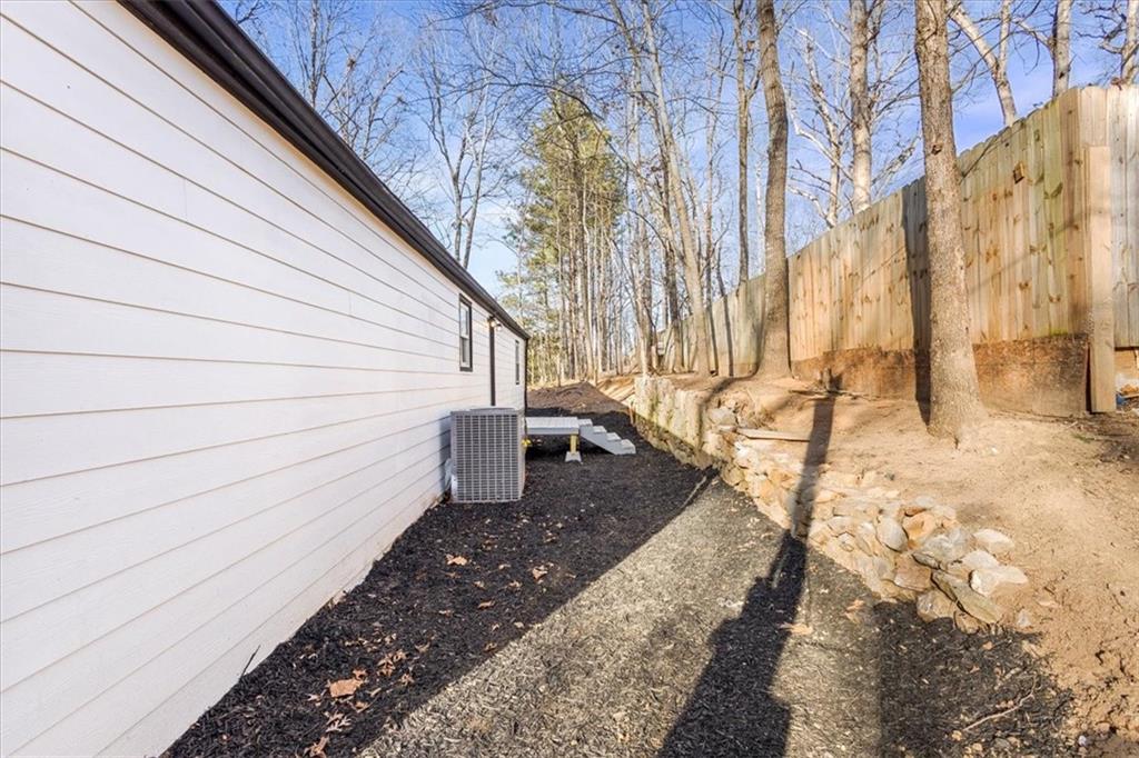 31 Huckleberry Lane Winder, GA 30680 - Photo 7 of 32