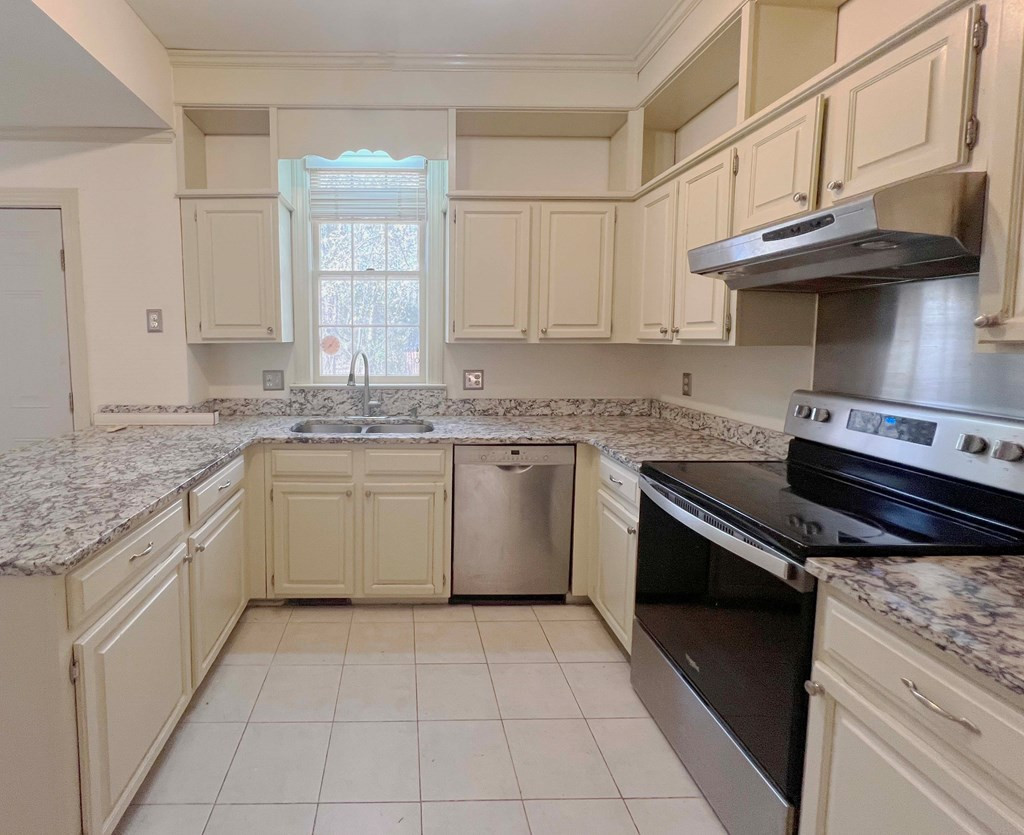 611 Timberleaf Court Columbia, SC 29212 - Photo 22 of 60