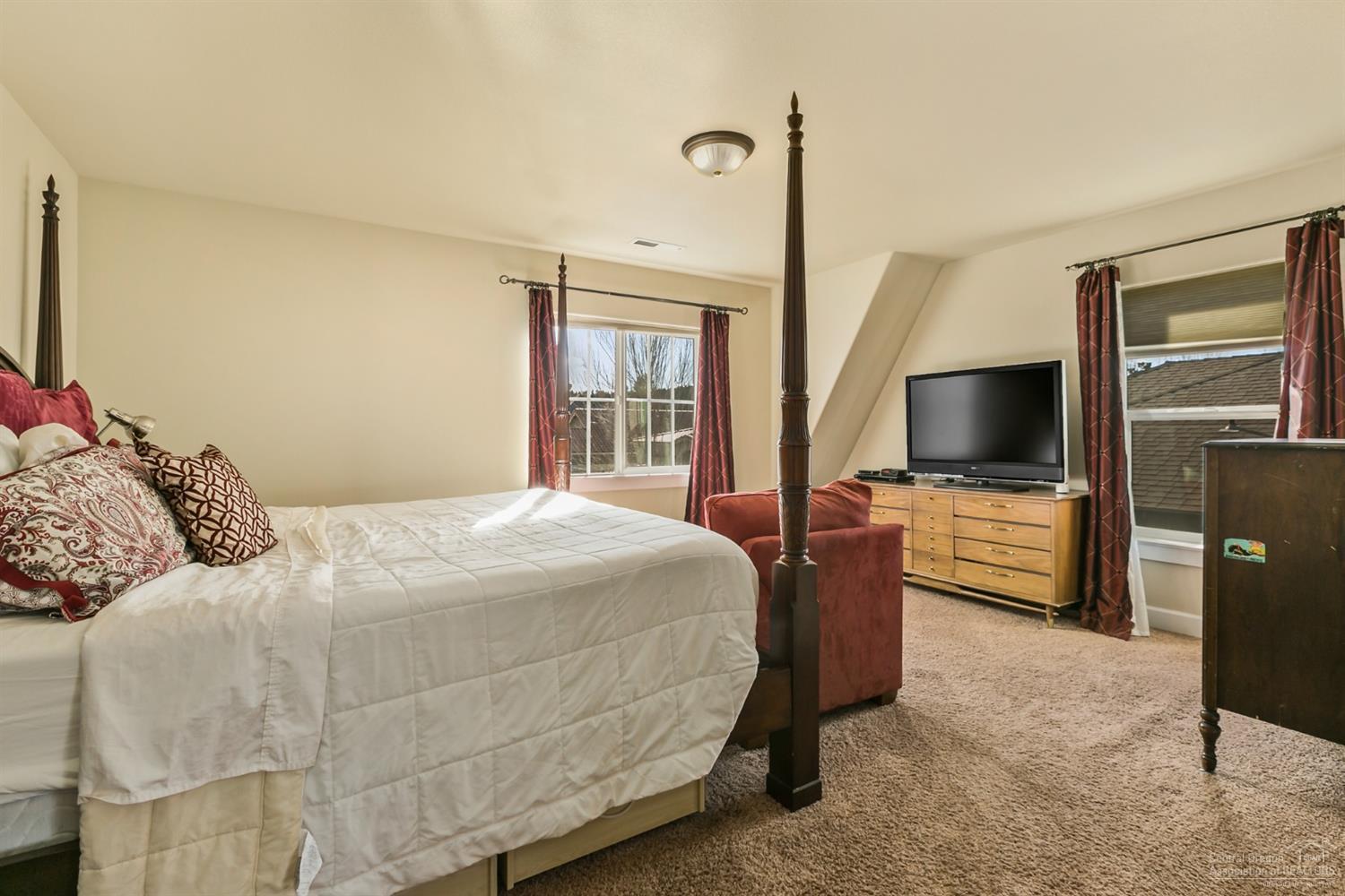 20276 Halfway Road Bend, OR 97703 - Photo 15 of 20 Additional Photo