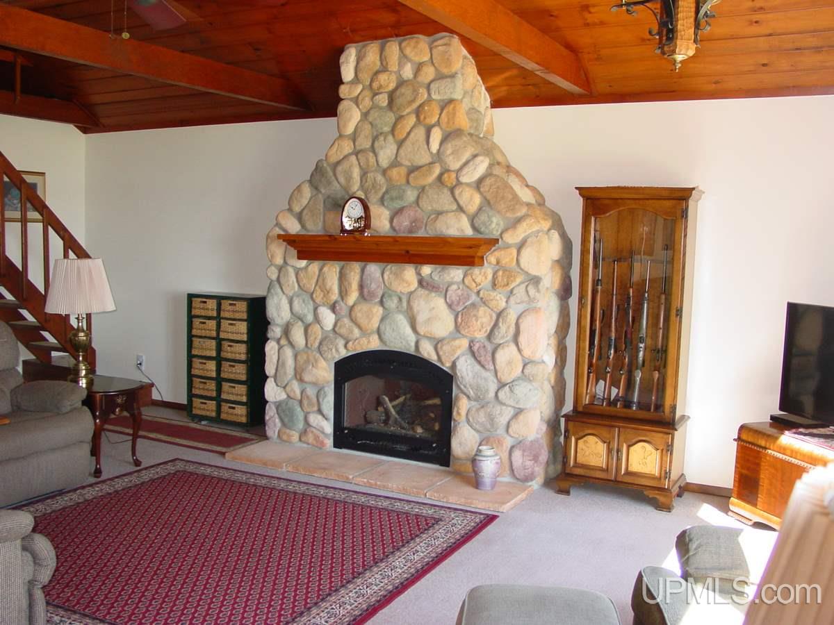 814 West Gulliver Lake Road Gulliver, MI 49840 - Photo 15 of 26