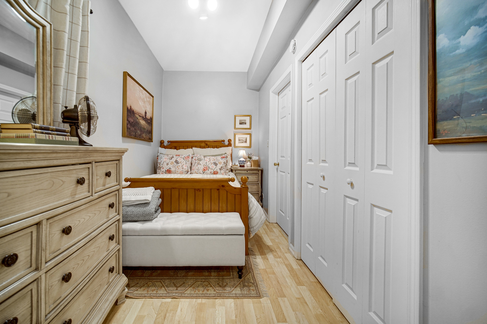 2255 North Janssen Avenue, Unit 1 Chicago, IL 60614 - Photo 5 of 11