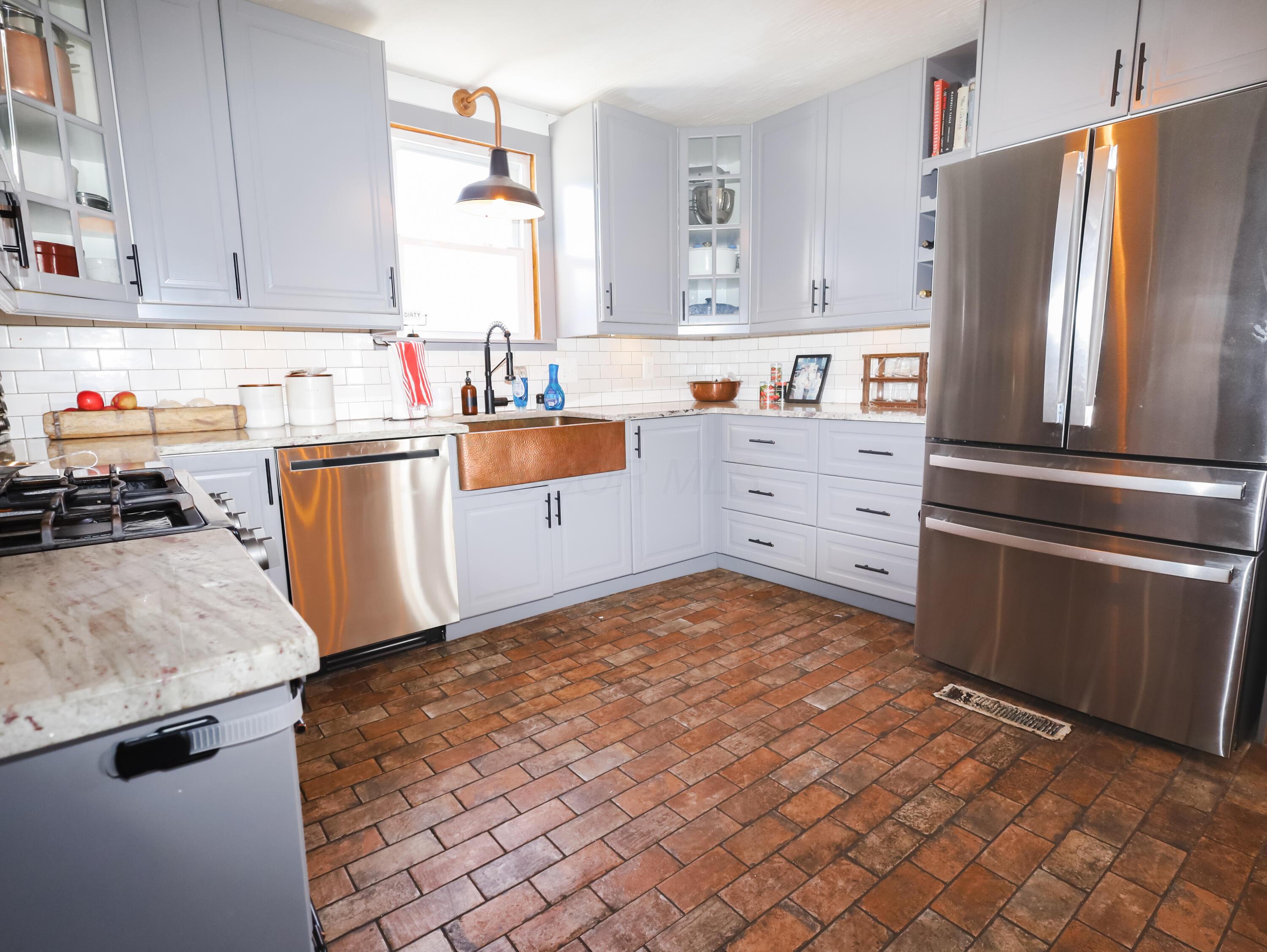 5131 Deeds Road Southwest Pataskala, OH 43062 - Photo 15 of 28 Kitchen