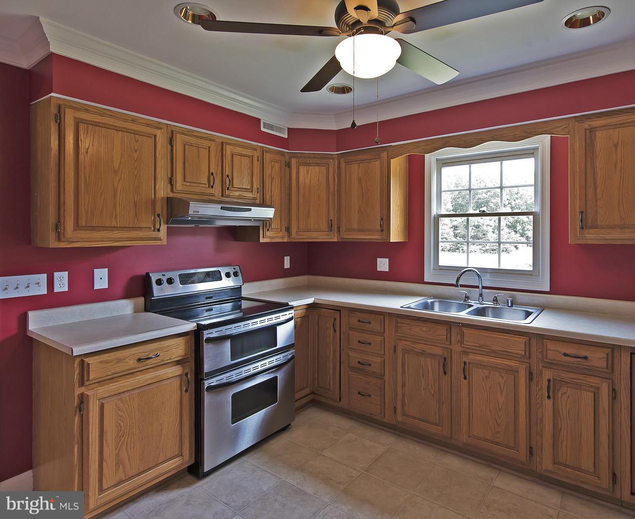 10099 Rixeyville Road Culpeper, VA 22701 - Photo 10 of 24 Kitchen