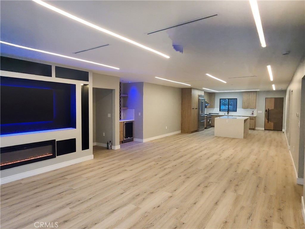 20522 Sherman Way Winnetka, CA 91306 - Photo 13 of 52