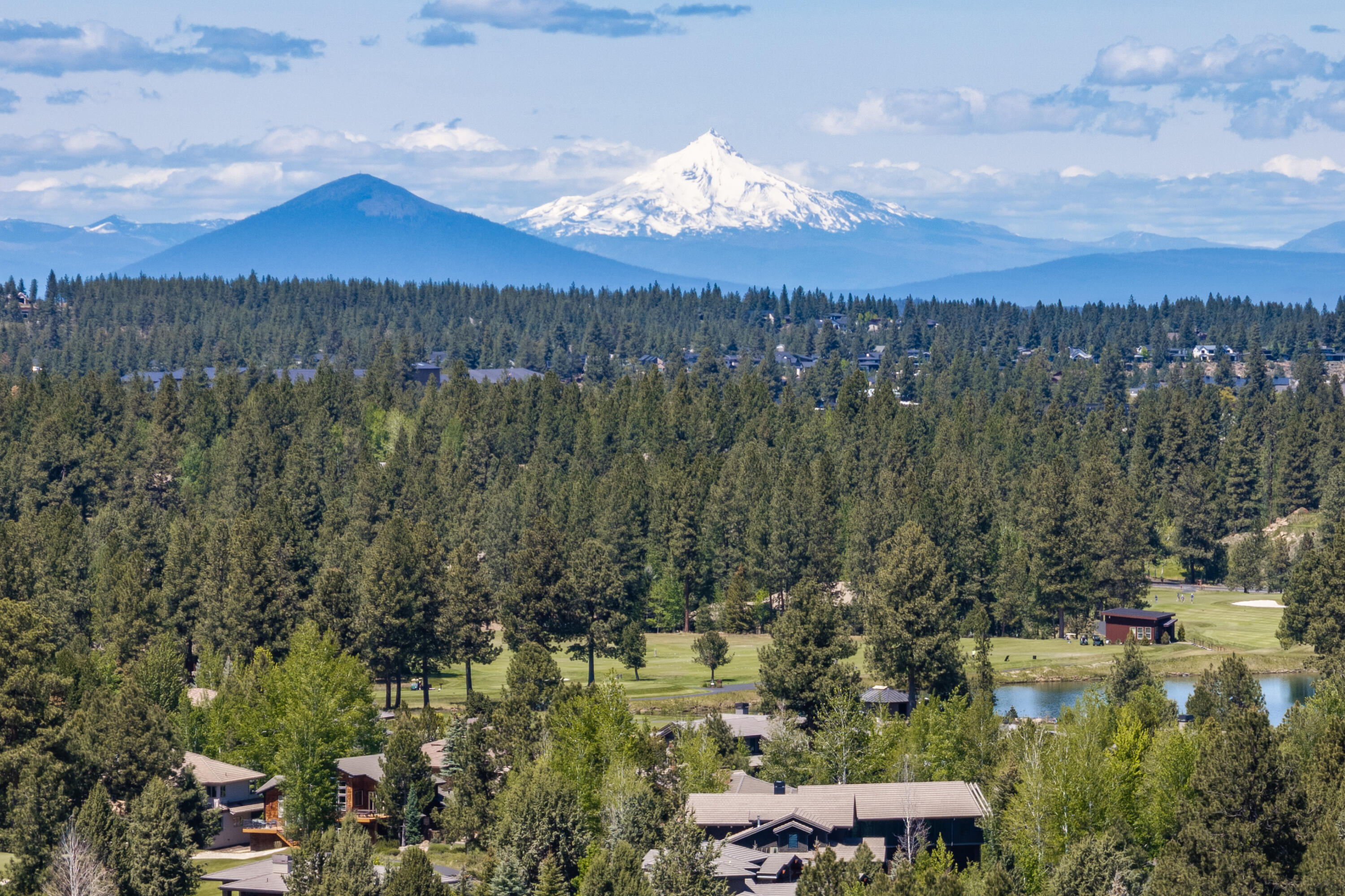 19307 Blue Lake Loop Bend, OR 97702 - Photo 46 of 58 2026_05_19_19307_blue_lake_loop-77