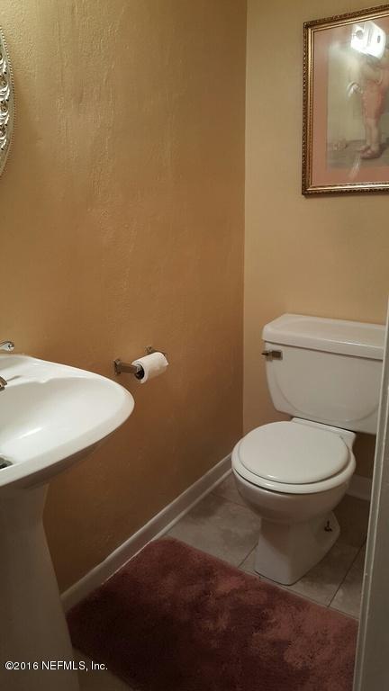 2419 Patsy Anne Drive Jacksonville, FL 32207 - Photo 32 of 33 Pasty Anne half bath