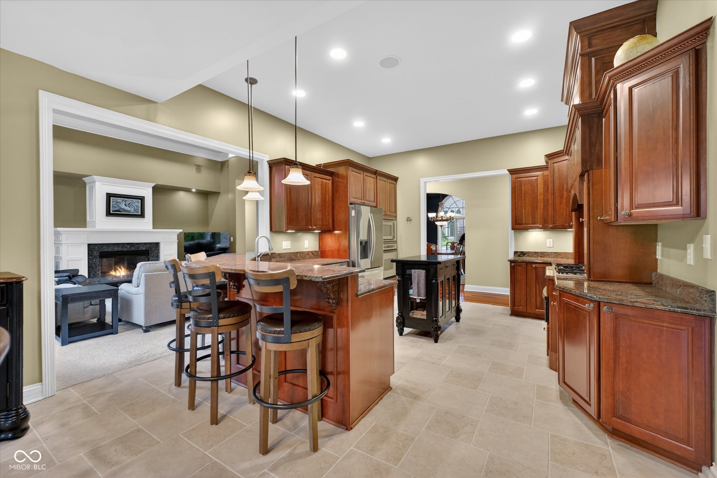 14555 Geist Ridge Drive Fishers, IN 46040 - Photo 6 of 38