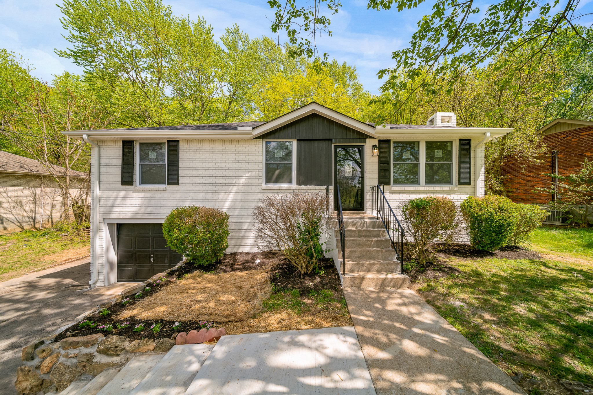 648 Hicks Road Nashville, TN 37221 - Photo 1 of 25 Gallery Image 1