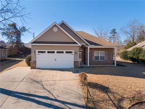 $315,000 | 129 Shadowood Court, Seneca, SC 29678