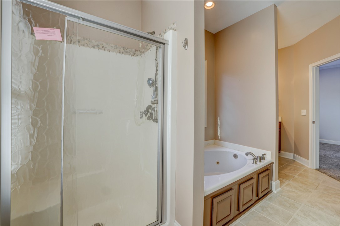 129 Shadowood Court Seneca, SC 29678 - Photo 12 of 22