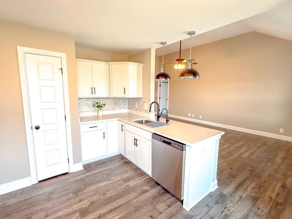 $1,825 | 113 Ralph Court, Clarksville, TN 37040