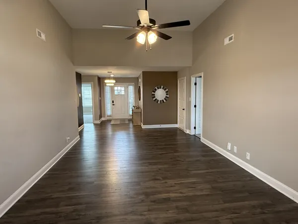 $1,825 | 113 Ralph Court, Clarksville, TN 37040