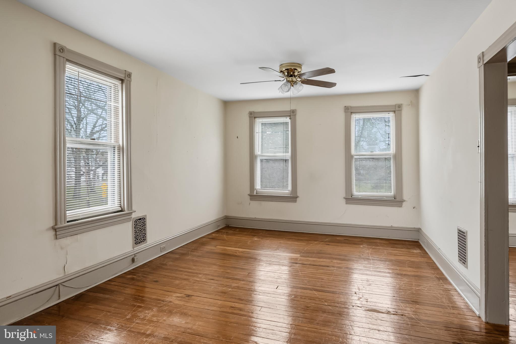 357 West 2nd Street Moorestown, NJ 08057 - Photo 6 of 50