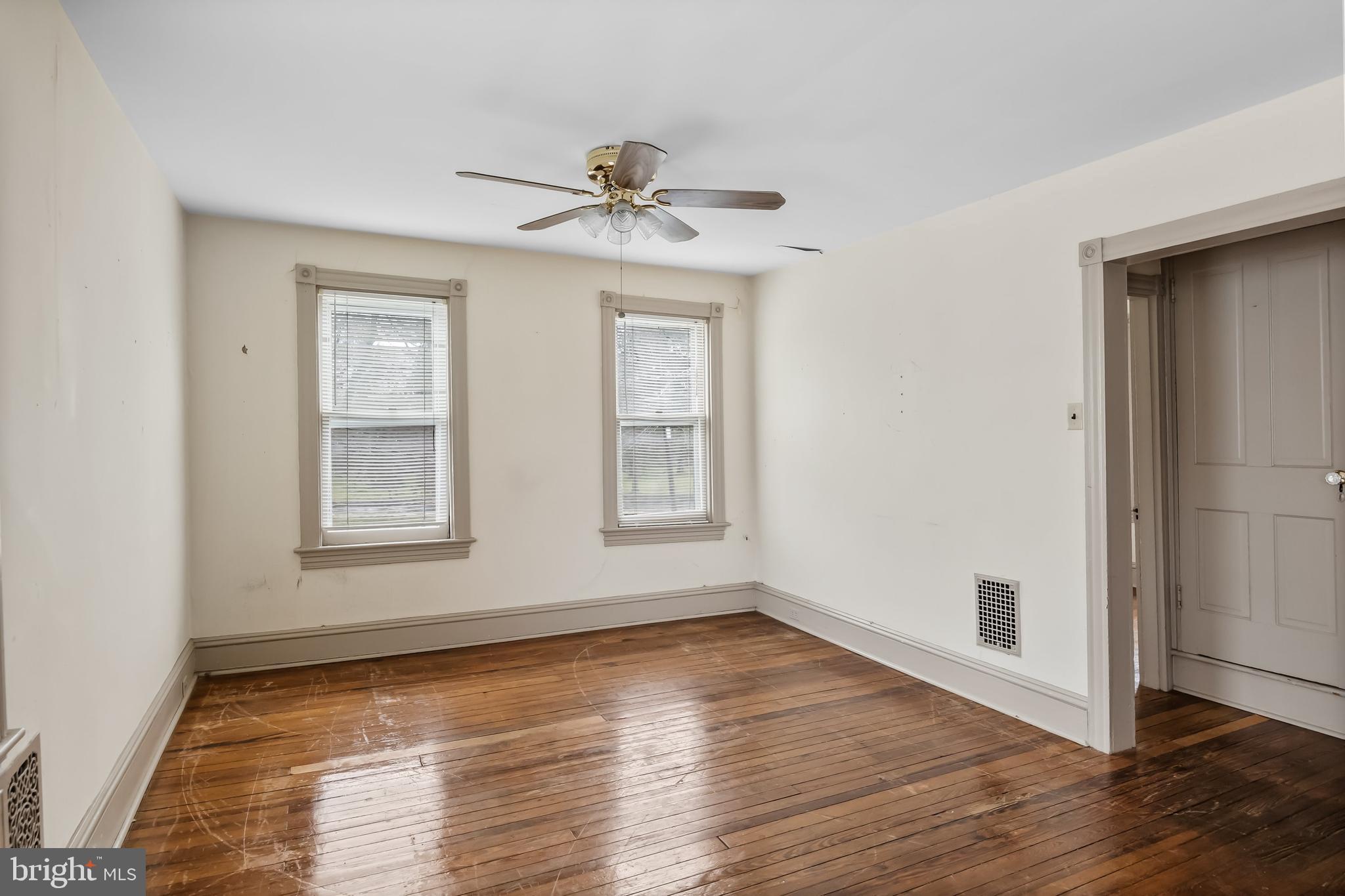 357 West 2nd Street Moorestown, NJ 08057 - Photo 7 of 50