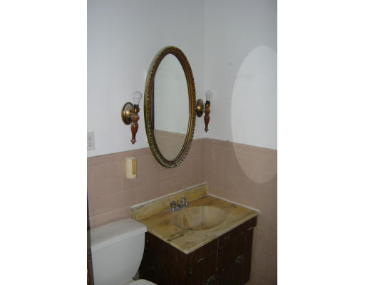 171-173 Prospect Street Springfield, MA 01107 - Photo 21 of 29 Gallery Image 21