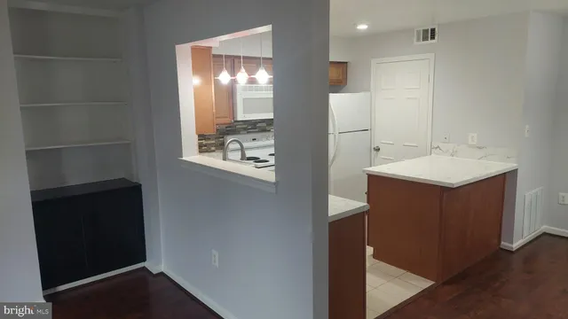 $1,925 | 13113 Shadyside Lane, Unit 10158, Germantown, MD 20874