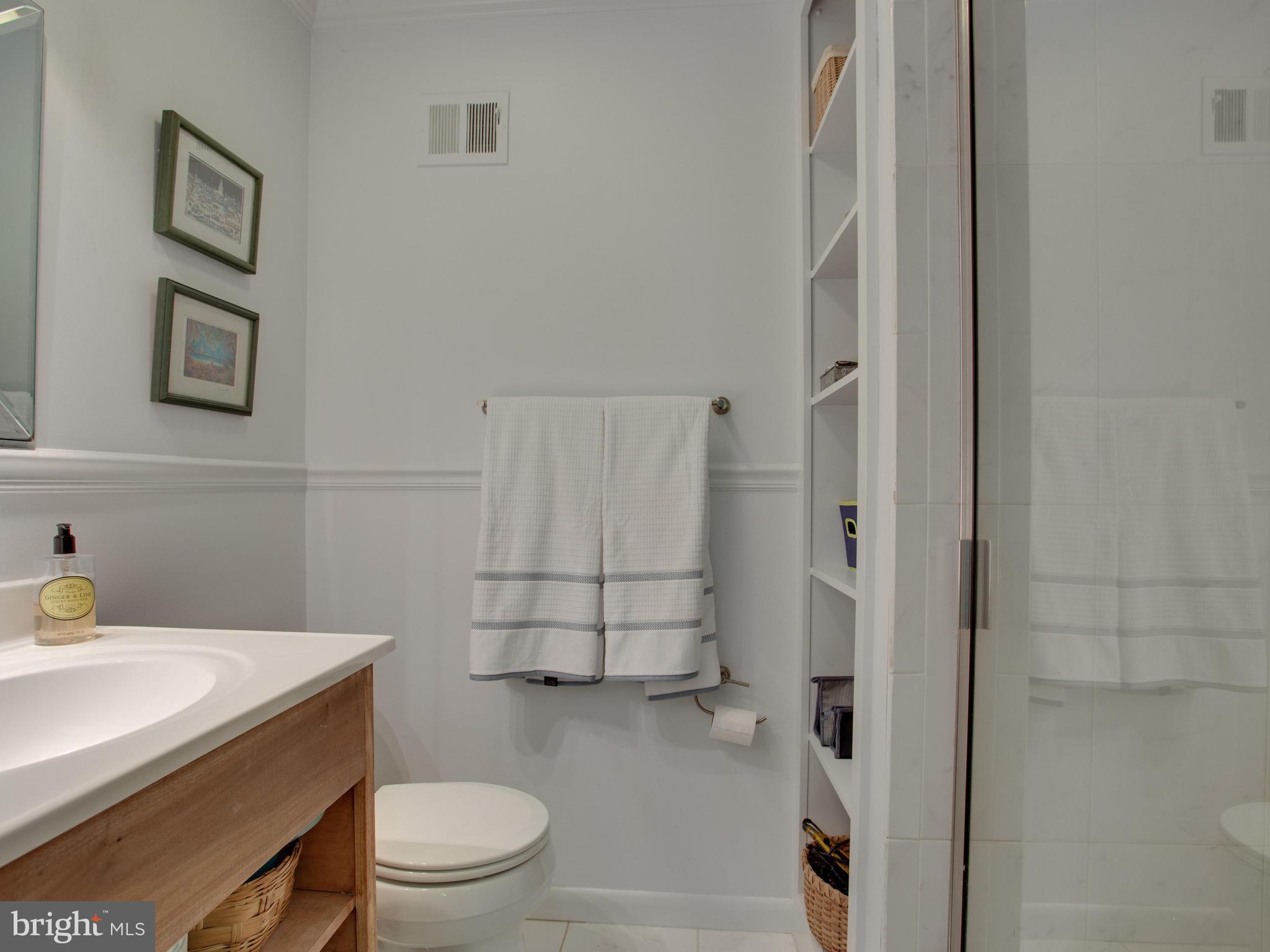 1026 Old Bay Ridge Road Annapolis, MD 21403 - Photo 15 of 30 Bath (Master)