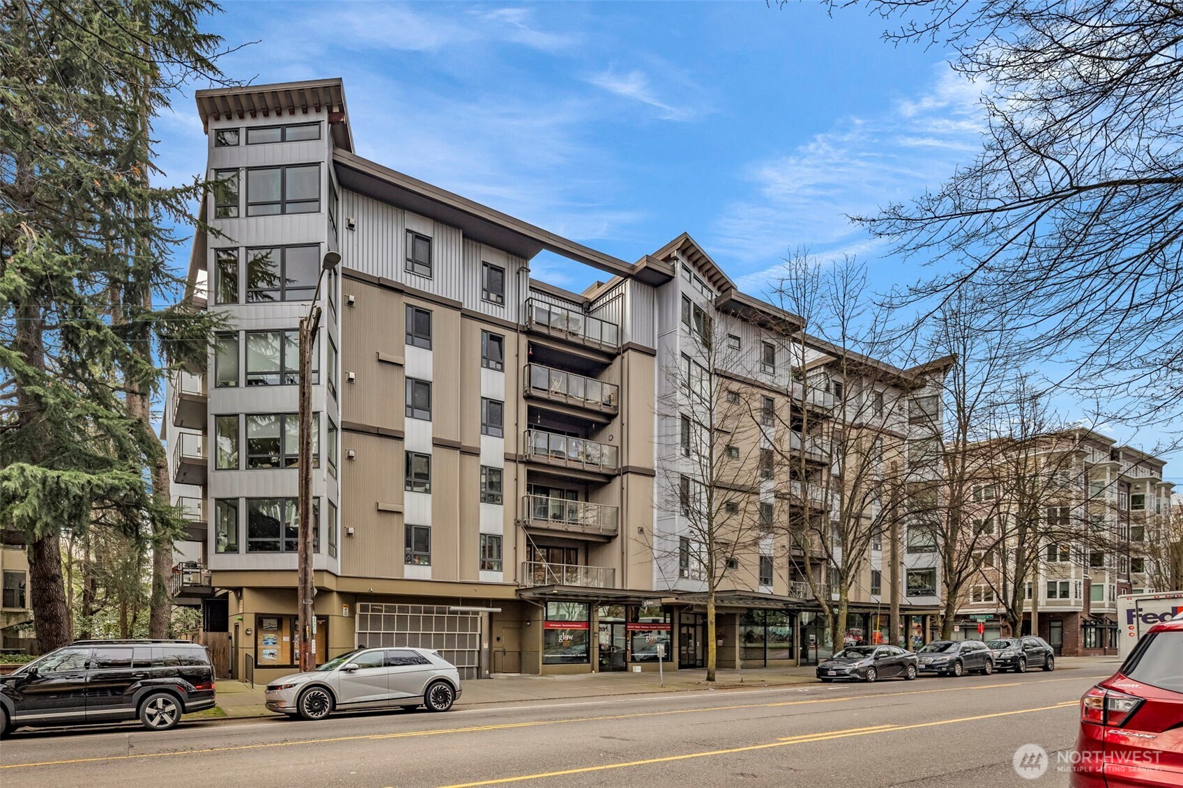5001 California Avenue Southwest, Unit 103 Seattle, WA 98136 - Photo 4 of 40 a building view
