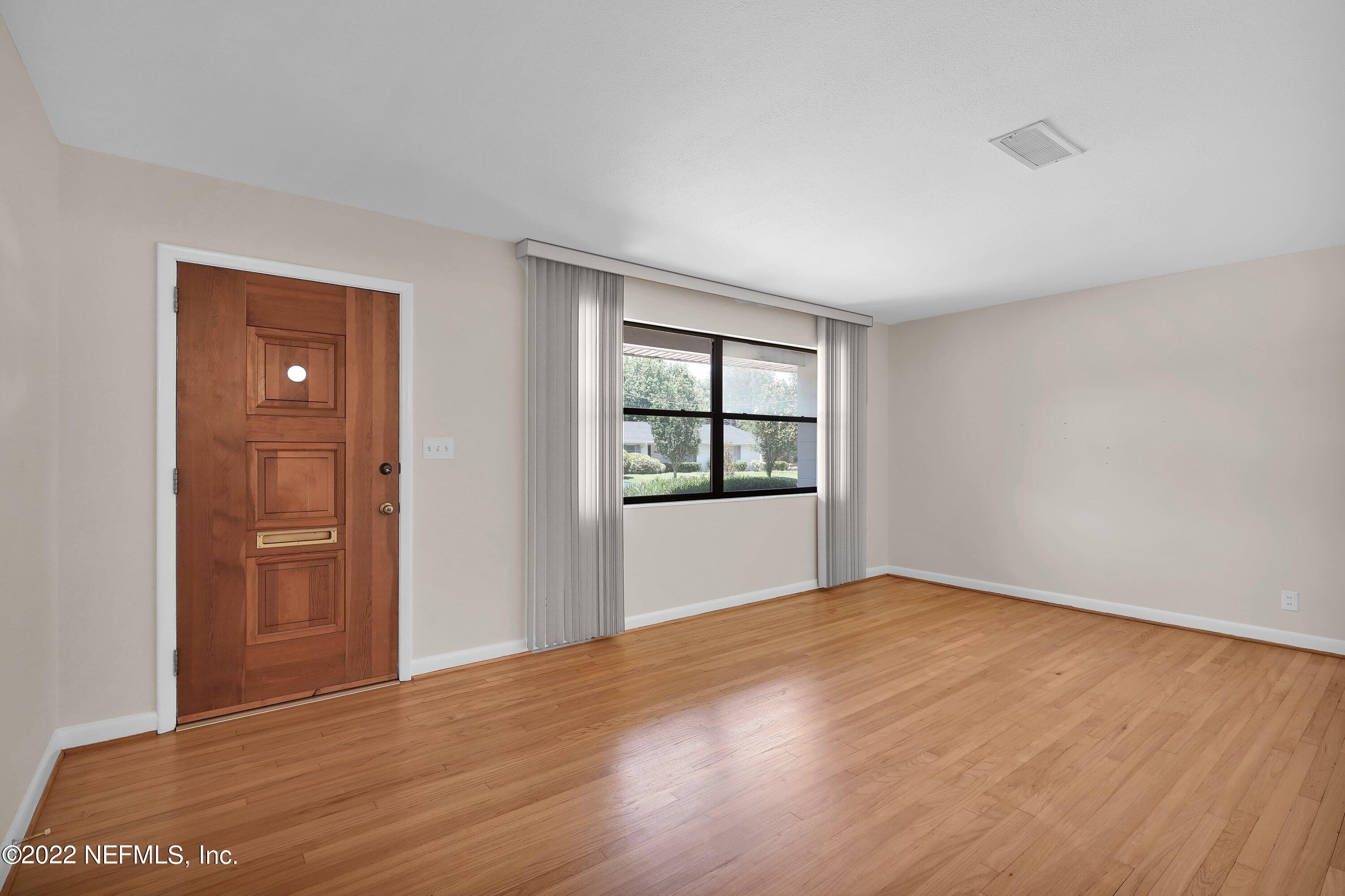 715 Acapulco Road Jacksonville, FL 32216 - Photo 6 of 33 007-715AcapulcoRoad-Jacksonville-FL-3221