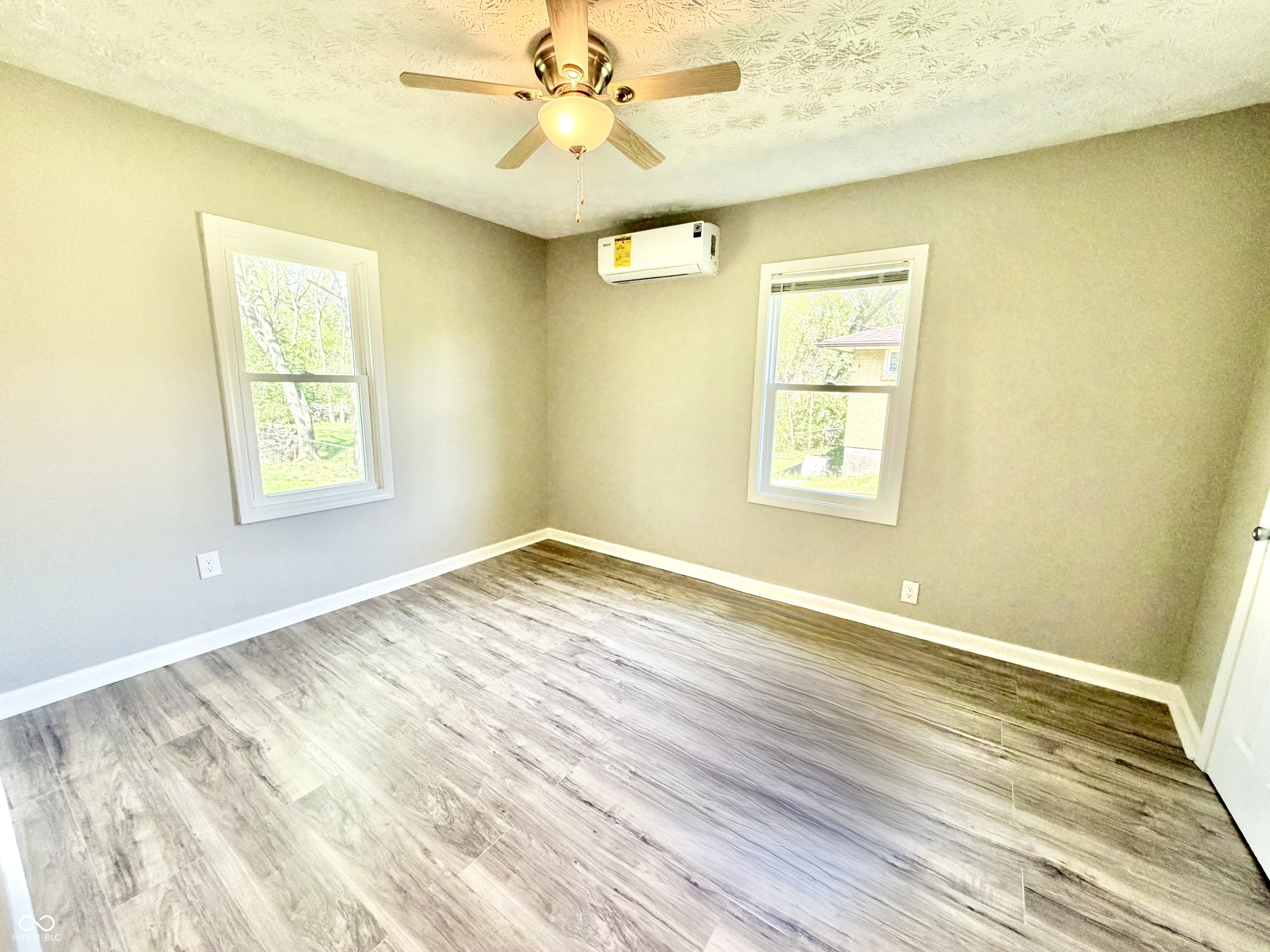 110 Cook Street Alexandria, IN 46001 - Photo 16 of 29 Gallery Image 16