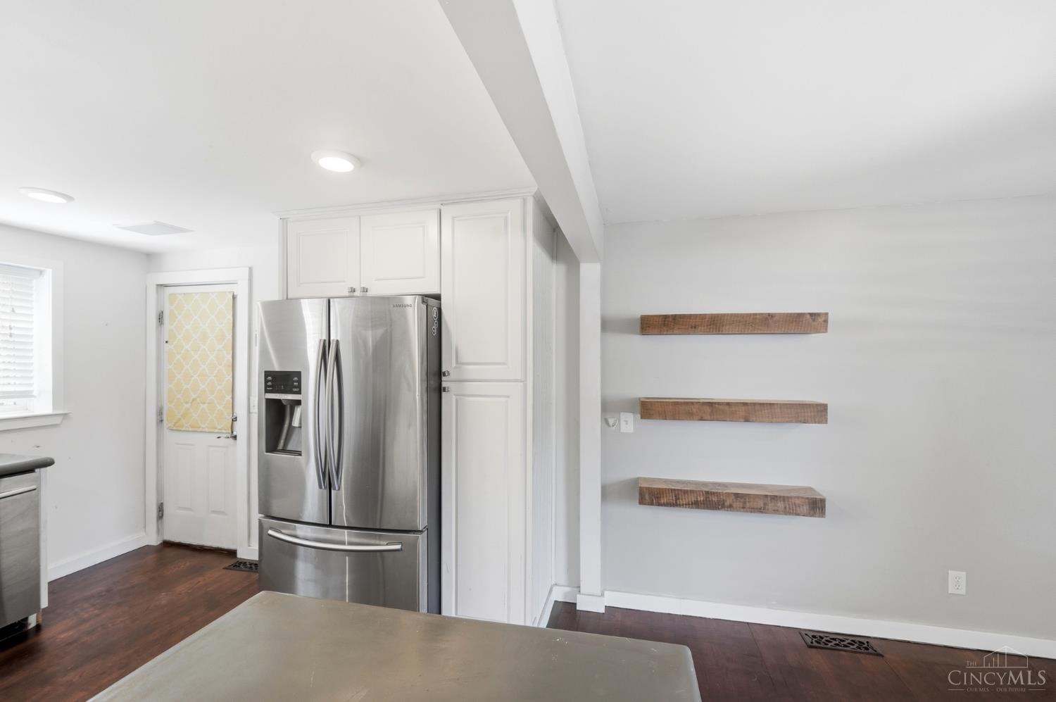 5792 Gaines Road Cincinnati, OH 45247 - Photo 19 of 73